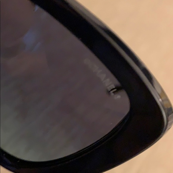 ❤️SOLD❤️Chanel butterfly sunglasses - Picture 2 of 5